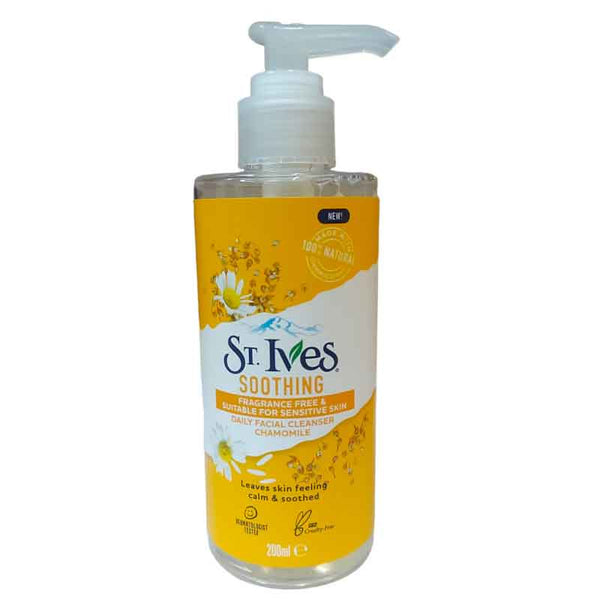 St. Ives Soothing Chamomile Face Wash 200ml